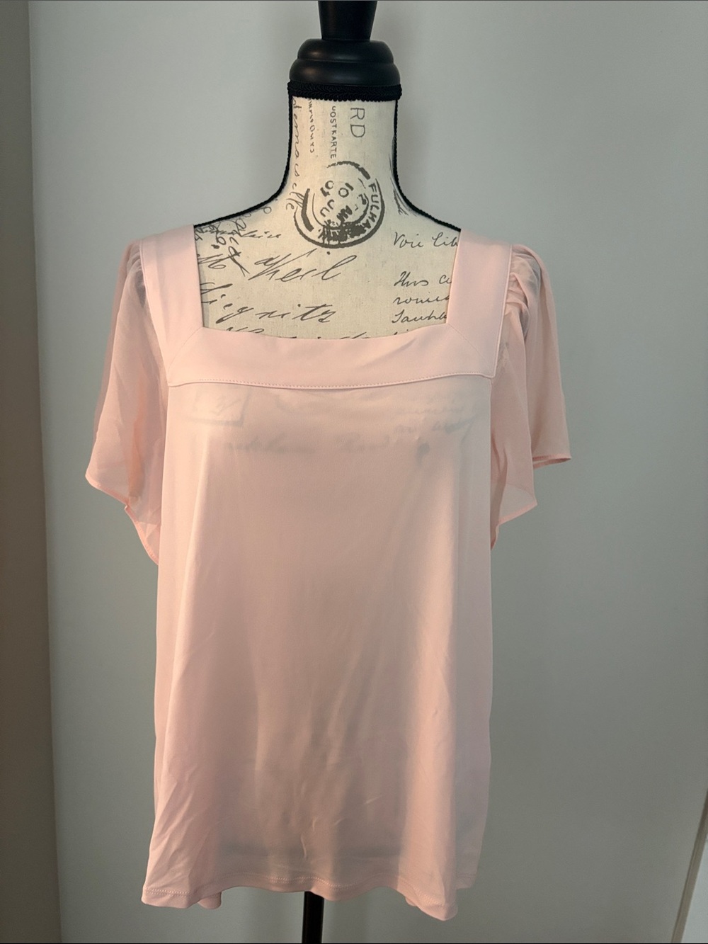 Calvin Klein Large Light Pink Square Neck Flutter Sleeve Blouse